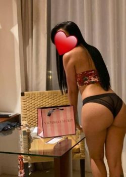 MARA SIGNORA SPETTACOLARE FIGA CALDISSIMA E PROFUMATA MATURA NON SONO UNA VENTENNE MA FACCIO GODERE MOLTO DI PIU ANCORA GRANDE FIGONA FACCIO PORCATE C