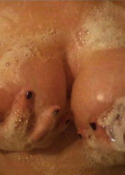 APPENA ARRIVATA NEW BELLISSIMA CINDY DONNA MATURA COMPLETISSIMA PASSIONALE DOLCE BACI IN BOCCA POMPYNO AL NATURALE